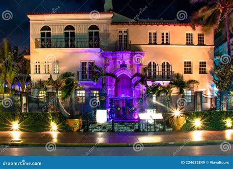 versace mansion ocean drive miami beach fl